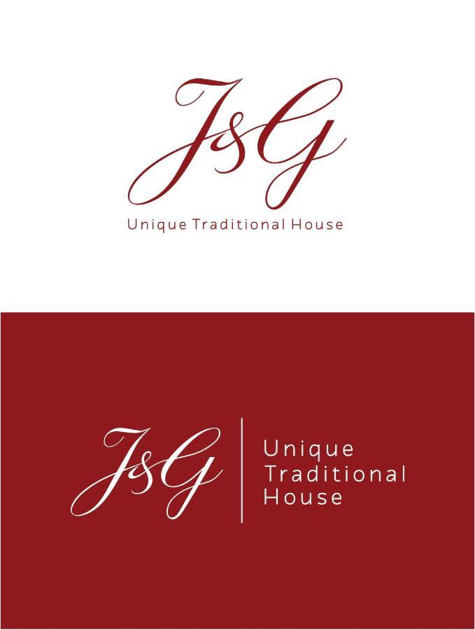 Unique Traditional House, Hosted By J&G Tirana Extérieur photo